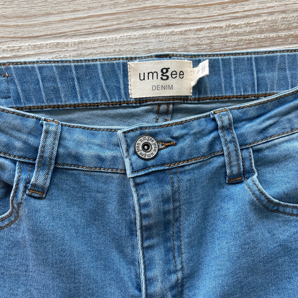 Umgee Flare Wide Leg Jeans in Classic Blue - Size 3 - Picture 7 of 13